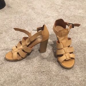 Apt 9 strap chuck heel